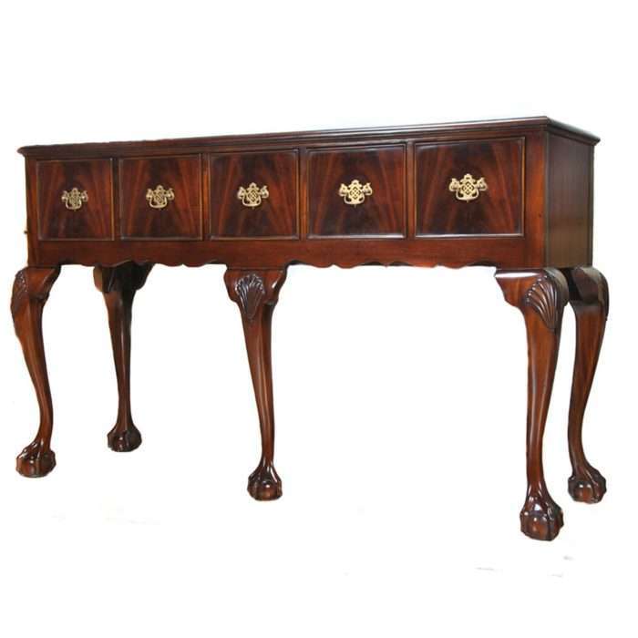 Mahogany Hunt Board